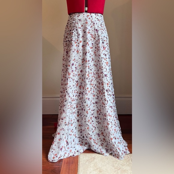 Floral print burnout velvet maxi skirt - Picture 3 of 8